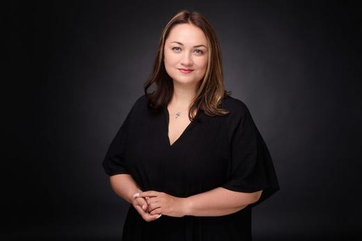 Елена Назарова
